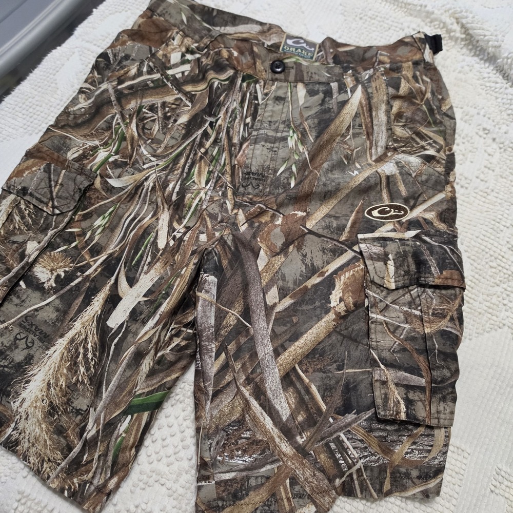 Drake Waterfowl Systems Men's Size Medium Mossy Oak Camo Cargo Shorts